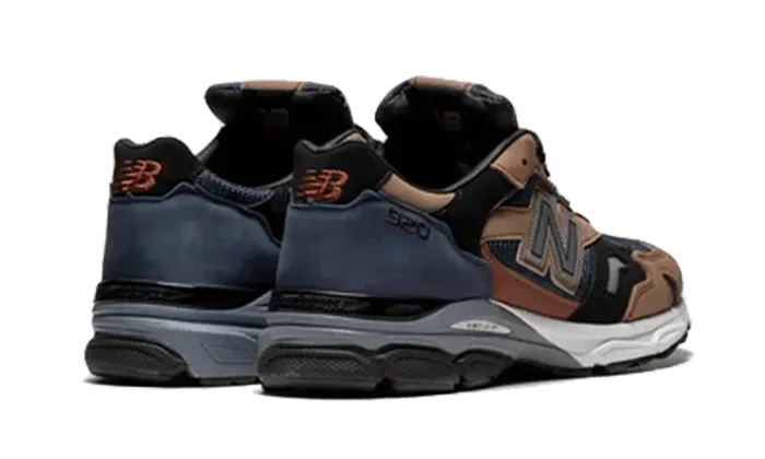 920 Navy Beige