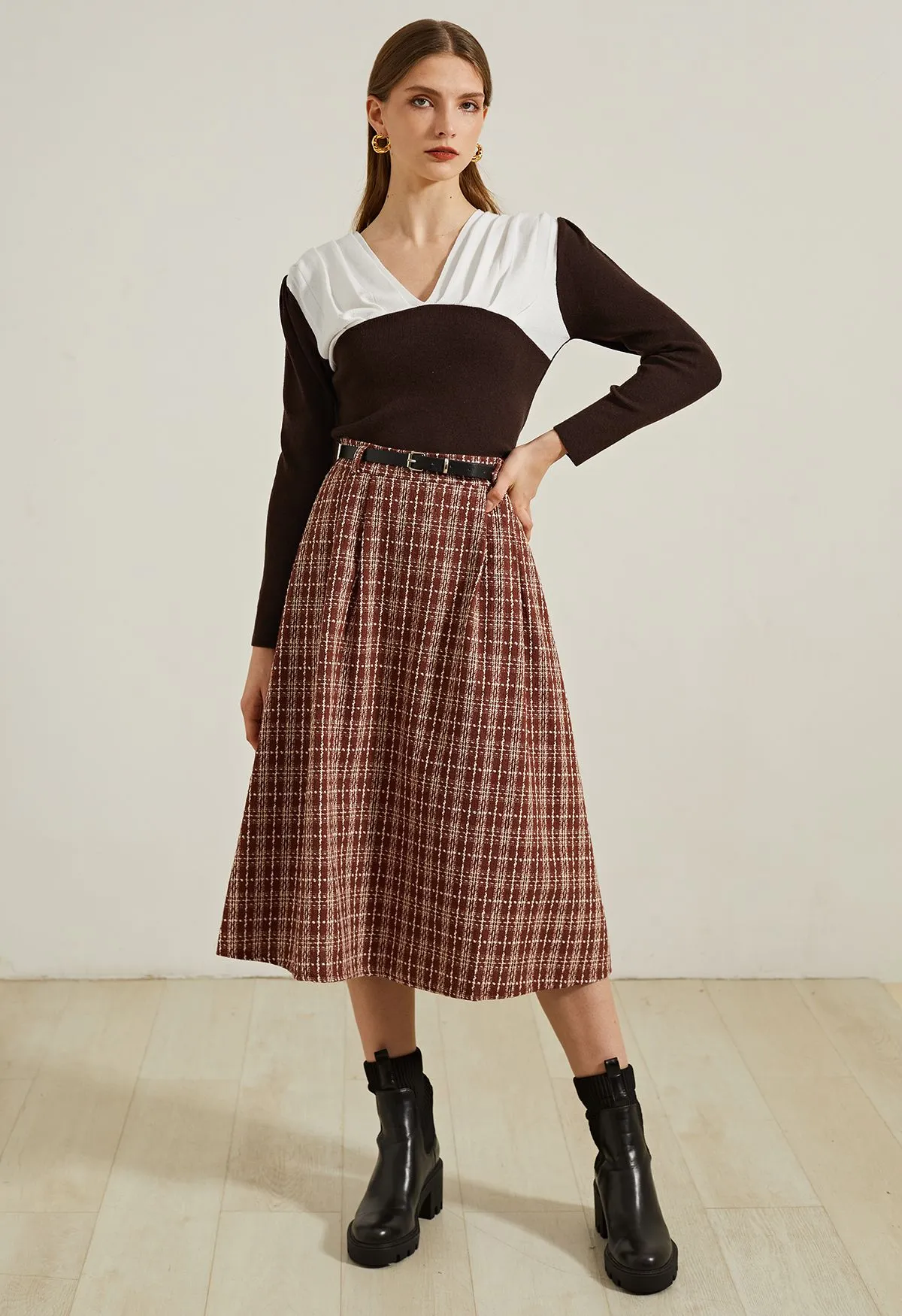 Haut en tricot plissé à col en V en marron