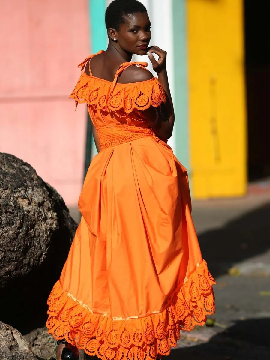 Robe Broderie Madelynn