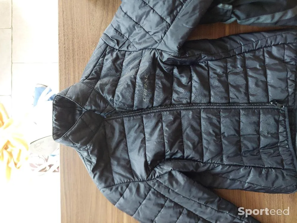 Veste moto  d'occasion Ajouté le : 09/07/2024